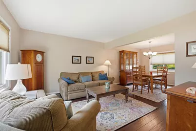 2070 Winchester Road, Rochester Hills, MI 48307 - Photo 6