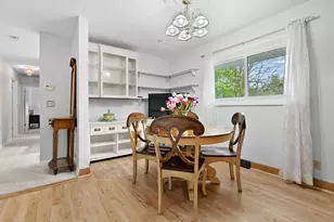 6146 Nantucket Ln, Kalamazoo, MI 49009 - Photo 2