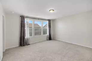 27898 Hopkins Dr, Novi, MI 48377 - Photo 10