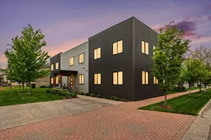 110 Central Ave, Holland, MI 49423 - Photo 40