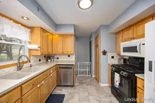 1555 43rd St SW, Wyoming, MI 49509 - Photo 12