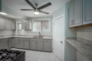 15752 Ward Ave, Detroit, MI 48227 - Photo 4