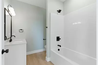 243 W Gardner Street, Sparta, MI 49345 - Photo 22