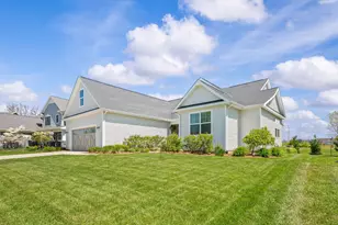 529 Dunewood, Saint Joseph, MI 49085 - Photo 2