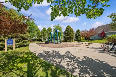 529 Dunewood, Saint Joseph, MI 49085 - Photo 70