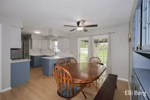 8742 Shadowbrook Dr, Jenison, MI 49428 - Photo 4