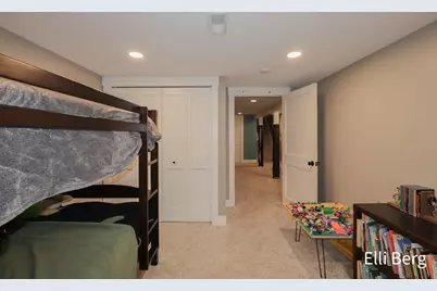 8742 Shadowbrook Drive, Jenison, MI 49428 - Photo 24