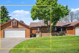 3225 Westminster Dr SE, Kentwood, MI 49512 - Photo 2