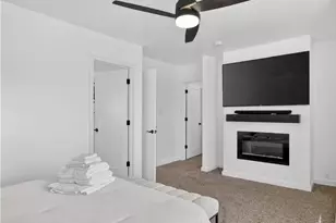 49 Calvert Ave, Detroit, MI 48202 - Photo 22