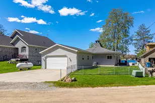 4625 Lake Resort, Gladwin, MI 48624 - Photo 16