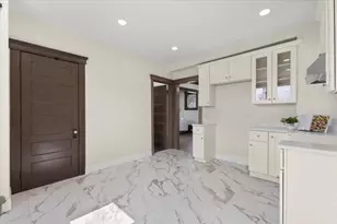 430 Marston St, Detroit, MI 48202 - Photo 14
