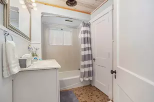2013 N Scenic Dr, Muskegon, MI 49445 - Photo 24