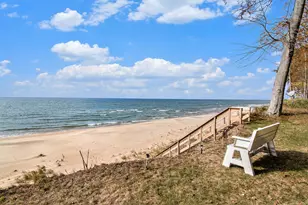 2013 N Scenic Dr, Muskegon, MI 49445 - Photo 2
