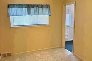 27669 MacKenzie Ct, Westland, MI 48185 - Photo 16