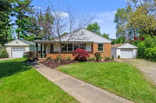 424 Mark Hannah Pl, Ann Arbor, MI 48103 - Photo 2