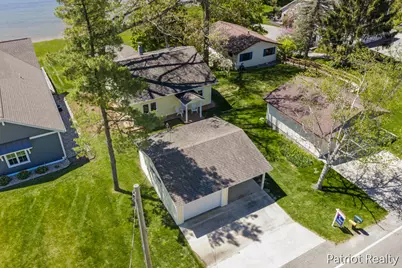 6702 W Lake Drive, Fremont, MI 49412 - Photo 38