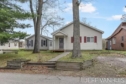 10138 S Lakeside Ridge Road, Baldwin, MI 49304 - Photo 2