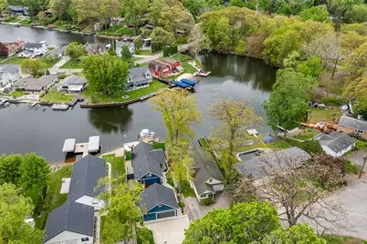 4759 Shore Drive, Coloma, MI 49038 - Photo 10