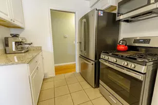 23636 Beverly St, Saint Clair Shores, MI 48082 - Photo 8
