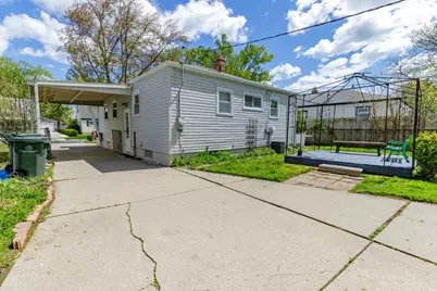 23636 Beverly Street, Saint Clair Shores, MI 48082 - Photo 22