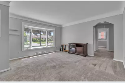 29138 Minton, Livonia, MI 48150 - Photo 6