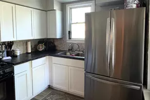 672 E Isabella Ave, Muskegon, MI 49442 - Photo 12
