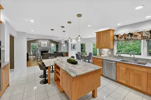 1452 Lockmoor Dr, Troy, MI 48084 - Photo 12