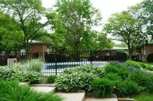 1209 Island Dr, Ann Arbor, MI 48105 - Photo 2