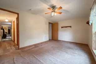 24599 Linden St, Dowagiac, MI 49047 - Photo 22