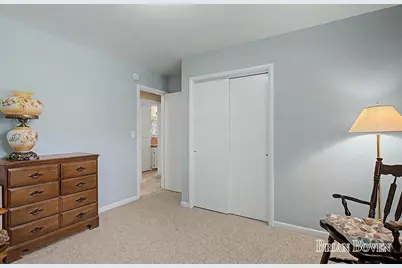 1406 Perkins Avenue NE, Grand Rapids, MI 49505 - Photo 18