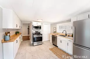 1026 Garfield Ave NW, Grand Rapids, MI 49504 - Photo 12