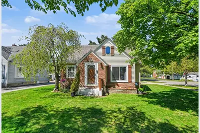 59 E 35th Street, Holland, MI 49423 - Photo 2
