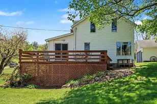 588 River Rd, Otsego, MI 49078 - Photo 6