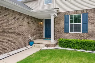 10344 Scarlet Oak Dr, Ypsilanti, MI 48198 - Photo 2