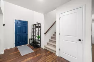 10344 Scarlet Oak Dr, Ypsilanti, MI 48198 - Photo 6