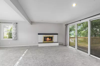 2647 Manitoba Court NE, Grand Rapids, MI 49525 - Photo 8