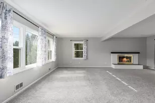 2647 Manitoba Ct NE, Grand Rapids, MI 49525 - Photo 4