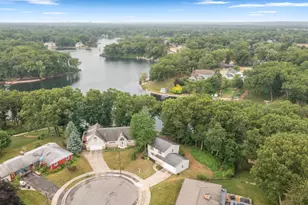 2647 Manitoba Ct NE, Grand Rapids, MI 49525 - Photo 44