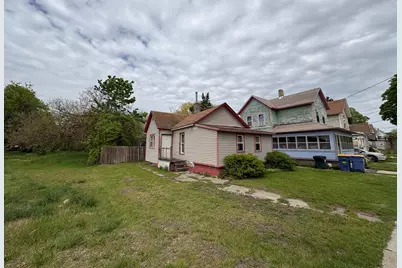 1053 Sheldon Avenue SE, Grand Rapids, MI 49507 - Photo 2