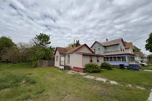 1053 Sheldon Ave SE, Grand Rapids, MI 49507 - Photo 2