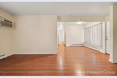 815 S Despelder Street #9, Grand Haven, MI 49417 - Photo 8