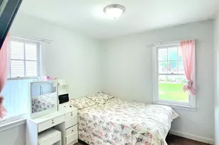 332 W 18th St, Holland, MI 49423 - Photo 16