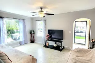 332 W 18th St, Holland, MI 49423 - Photo 6