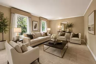 2420 Lost Tree Way, Bloomfield Hills, MI 48304 - Photo 2