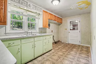 68438 Klinger Lake Rd, Sturgis, MI 49091 - Photo 6