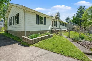 68438 Klinger Lake Rd, Sturgis, MI 49091 - Photo 2