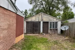 422 Wellington Ave, Battle Creek, MI 49037 - Photo 12