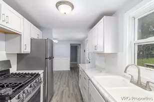 3205 Charlesgate Ave SW, Wyoming, MI 49509 - Photo 8