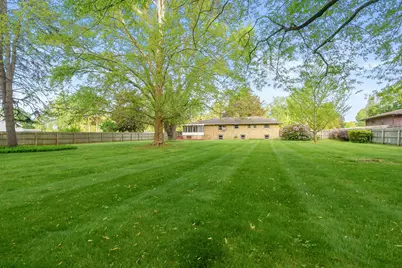 1077 Riverside Drive, Battle Creek, MI 49015 - Photo 34