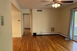 1249 Island Dr, Ann Arbor, MI 48105 - Photo 2